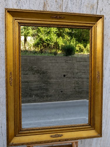 Vecchio specchio con cornice - vecchio,