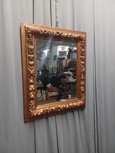 Specchio con cornice dorata - specchio,